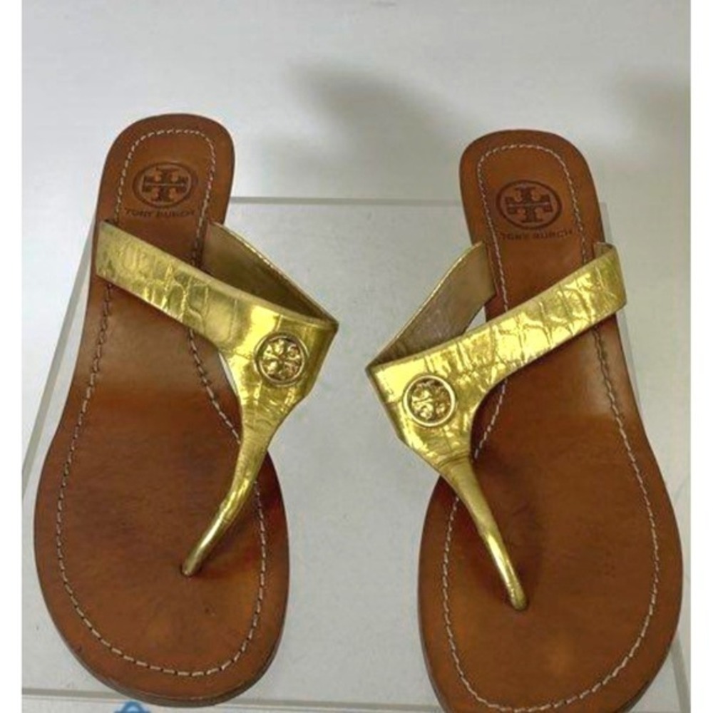 Tory Burch Sandals Women 6.5 Gold Croc Embossed Leather Logo Thong